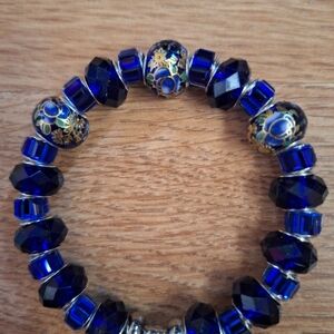 Elegant Blue Glass Beaded Bracelet